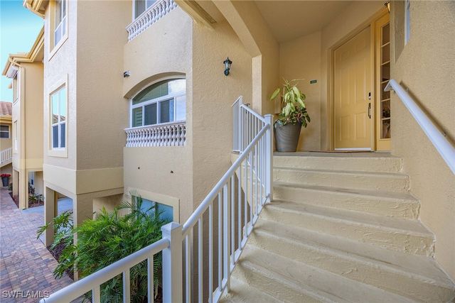 1825 Les Chateaux BLVD 204, Naples, FL 34109