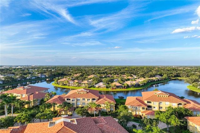 1825 Les Chateaux BLVD 204, Naples, FL 34109
