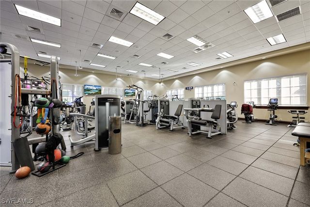 1825 Les Chateaux BLVD 204, Naples, FL 34109