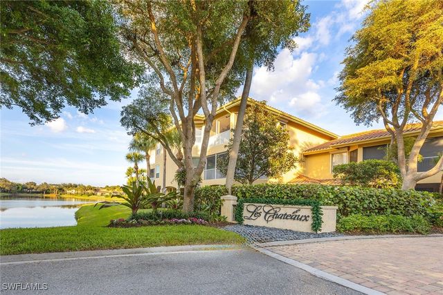1825 Les Chateaux BLVD 204, Naples, FL 34109
