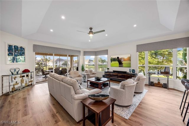 1825 Les Chateaux BLVD 204, Naples, FL 34109