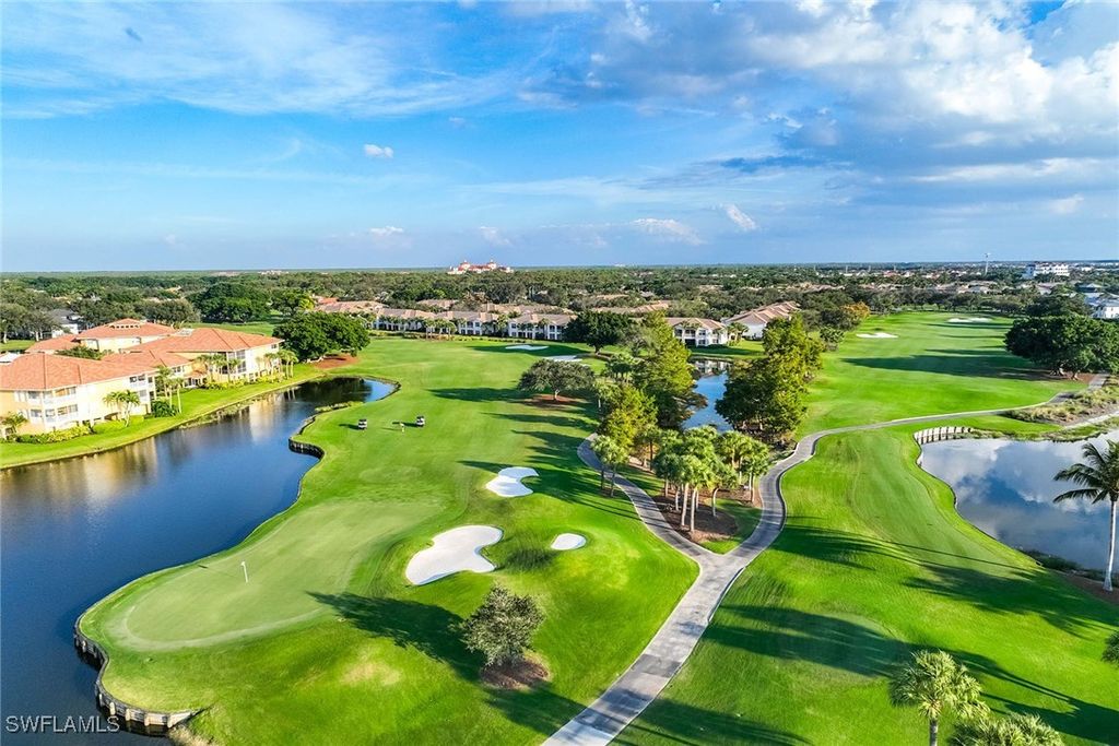 1825 Les Chateaux BLVD 204, Naples, FL 34109