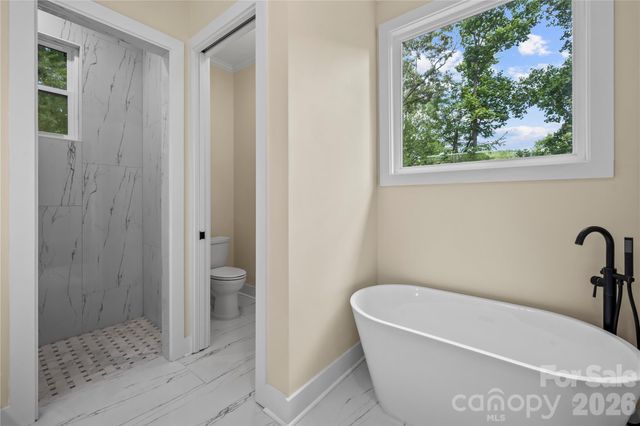 210 Hickory Tree Lane, Hendersonville, NC 28739