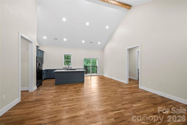 210 Hickory Tree Lane, Hendersonville, NC 28739