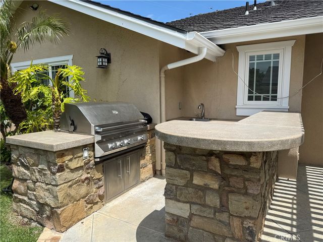 3081 Main Way, Los Alamitos, CA 90720