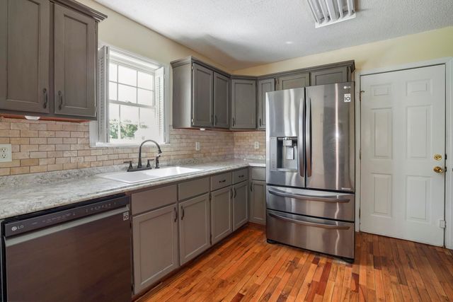 134 Hearthside Drive, Somerset, KY 42503