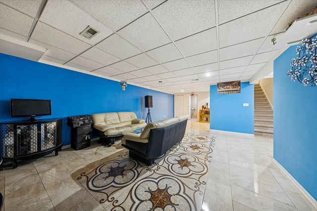 11460 Prescott Lane, Westchester, IL 60154