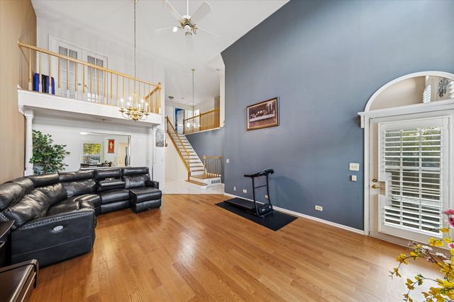 11460 Prescott Lane, Westchester, IL 60154