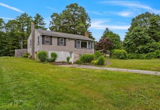912 Plymouth St, Middleboro, MA 02346