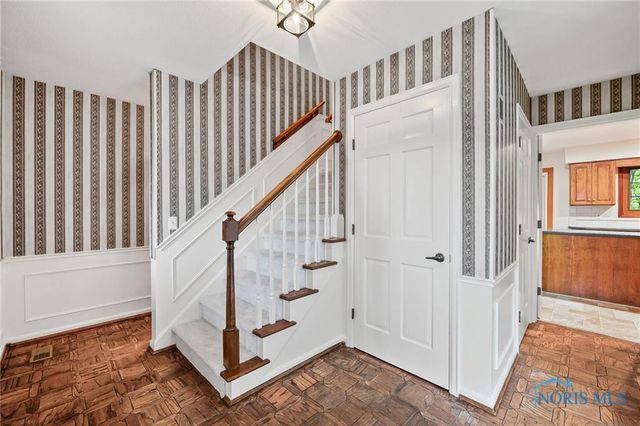 920 Bexley Drive, Perrysburg, OH 43551