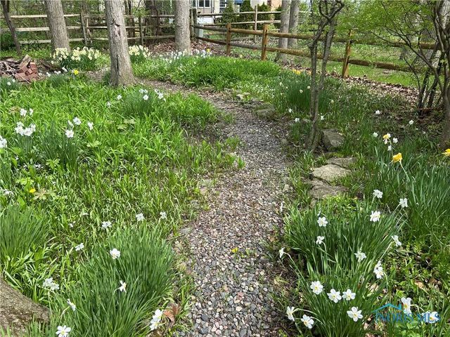 920 Bexley Drive, Perrysburg, OH 43551