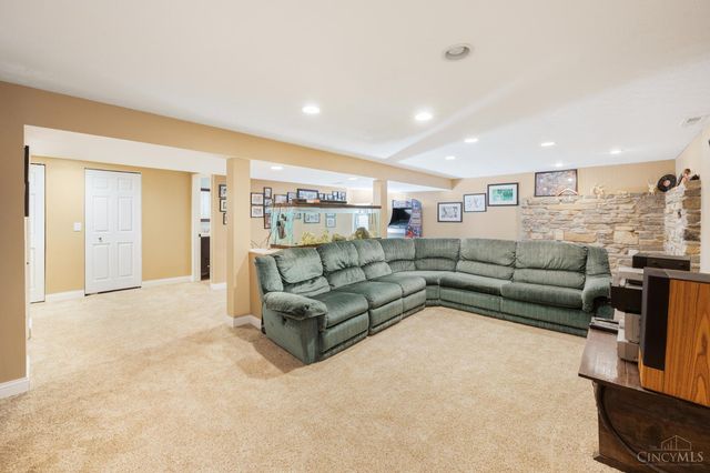 3834 Foxtail Lane, Miami Twp, OH 45248