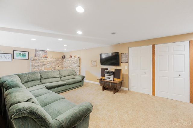 3834 Foxtail Lane, Miami Twp, OH 45248