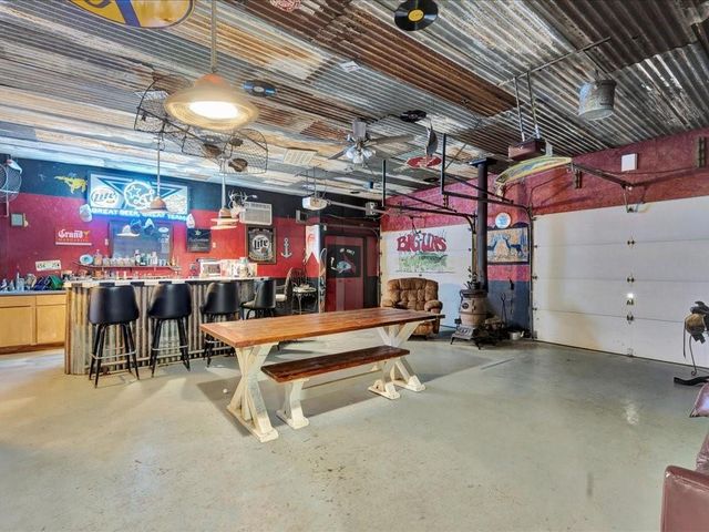 21441 Fm 705, Broaddus, TX 75929