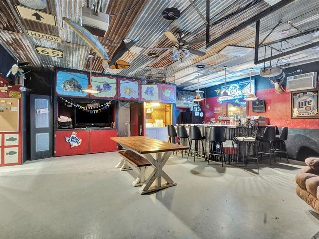 21441 Fm 705, Broaddus, TX 75929