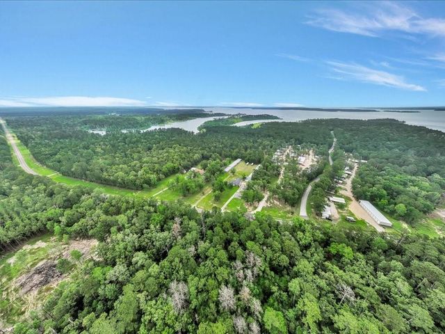 21441 Fm 705, Broaddus, TX 75929