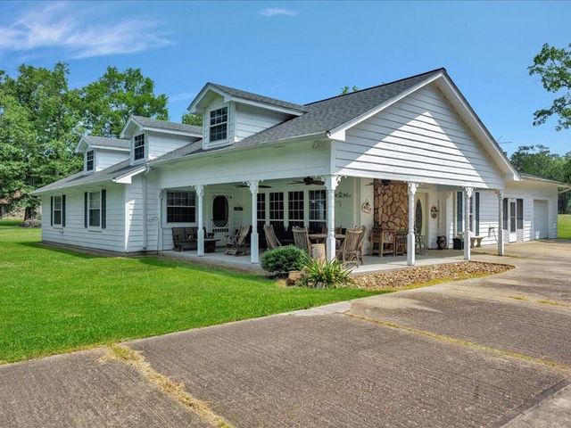 21441 Fm 705, Broaddus, TX 75929