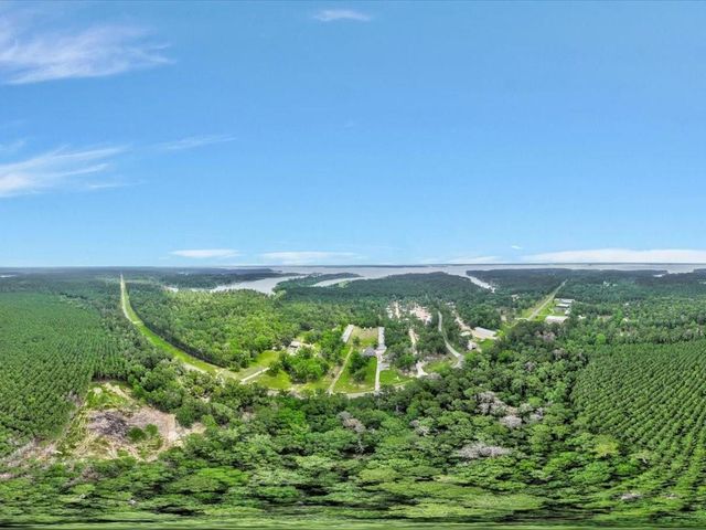 21441 Fm 705, Broaddus, TX 75929