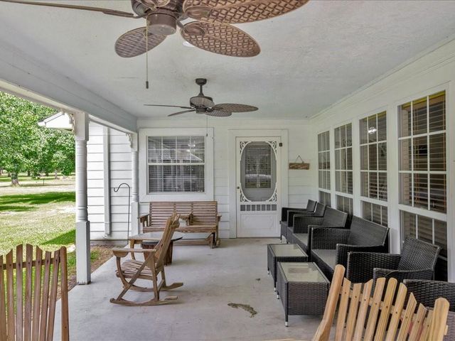 21441 Fm 705, Broaddus, TX 75929