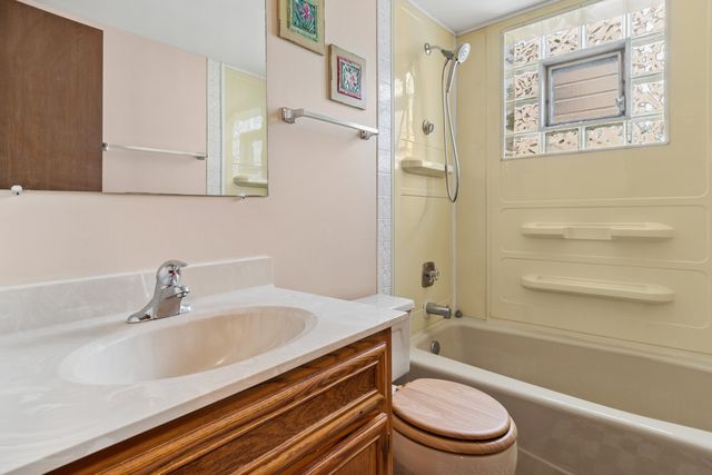 9654 Nottingham Avenue 1A, Chicago Ridge, IL 60415