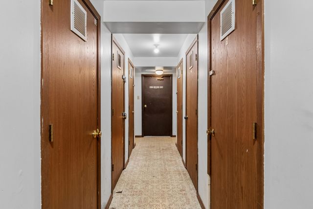 9654 Nottingham Avenue 1A, Chicago Ridge, IL 60415