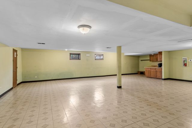 9654 Nottingham Avenue 1A, Chicago Ridge, IL 60415