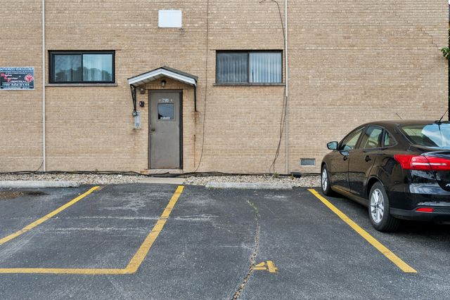9654 Nottingham Avenue 1A, Chicago Ridge, IL 60415