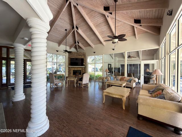 1800 THE GREENS Way 1801, Jacksonville Beach, FL 32250