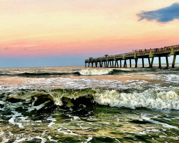 1800 THE GREENS Way 1801, Jacksonville Beach, FL 32250