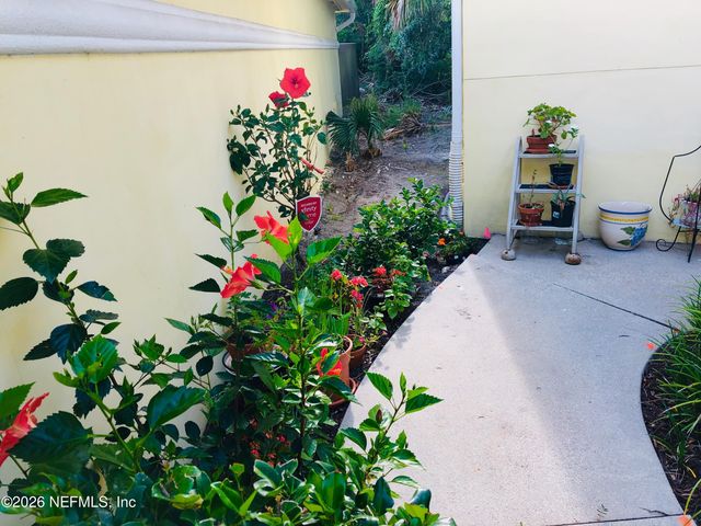 1800 THE GREENS Way 1801, Jacksonville Beach, FL 32250