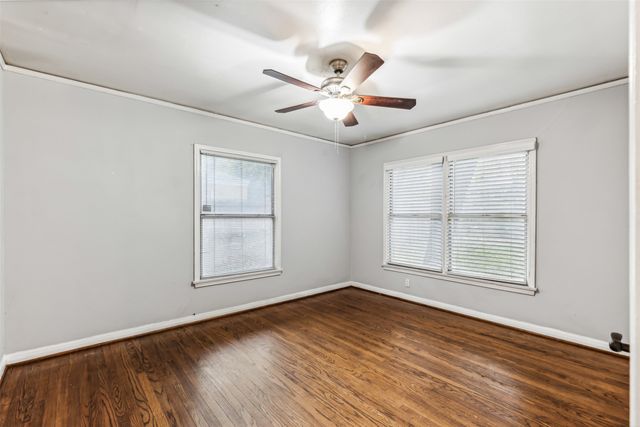 6441 Calmont Avenue, Fort Worth, TX 76116