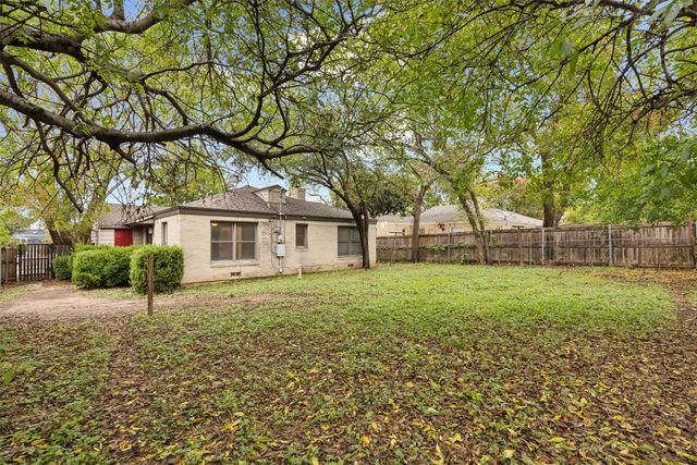 6441 Calmont Avenue, Fort Worth, TX 76116