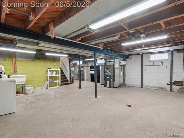 12960 Castle Street, Southgate, MI 48195
