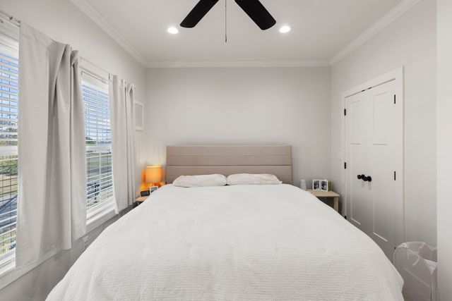 222 E Middle Street, Sulphur Springs, TX 75482