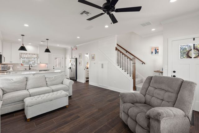 222 E Middle Street, Sulphur Springs, TX 75482