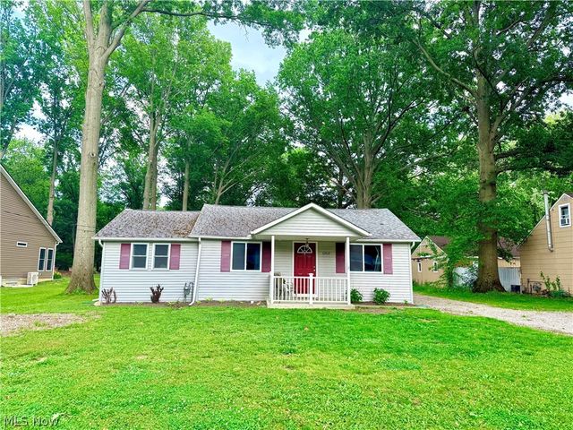 10519 Dewhurst Road, Elyria, OH 44035