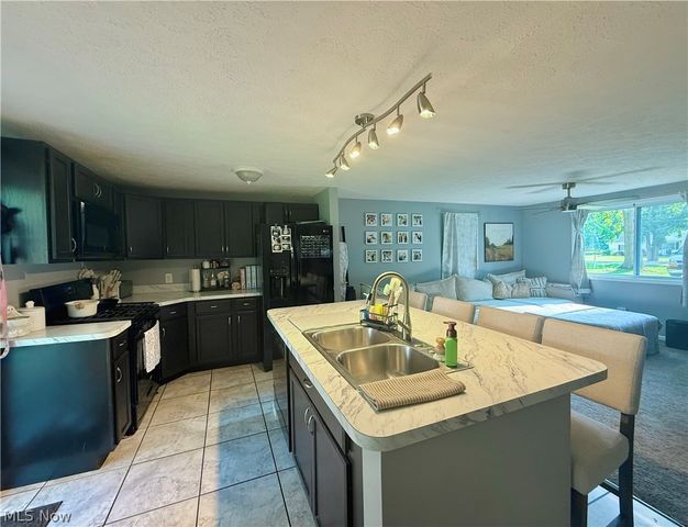 10519 Dewhurst Road, Elyria, OH 44035