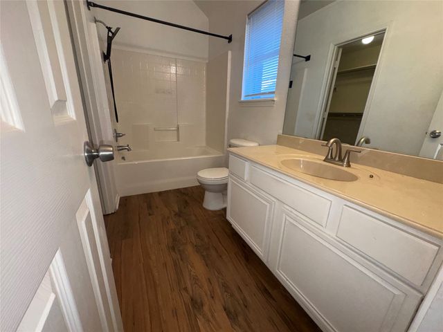 1016 Glenhaven Drive, Hutchins, TX 75141