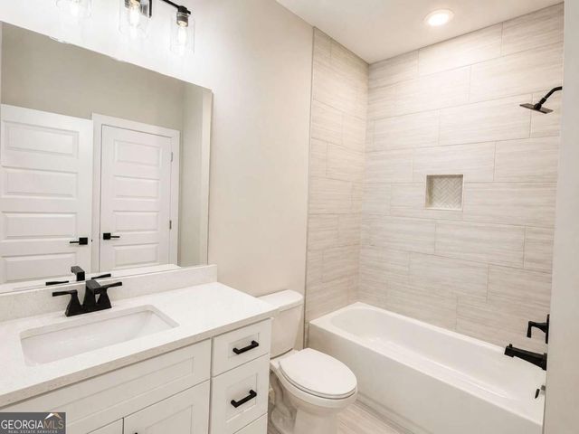 91 LENTEN ROSE Lane, Pendergrass, GA 30567