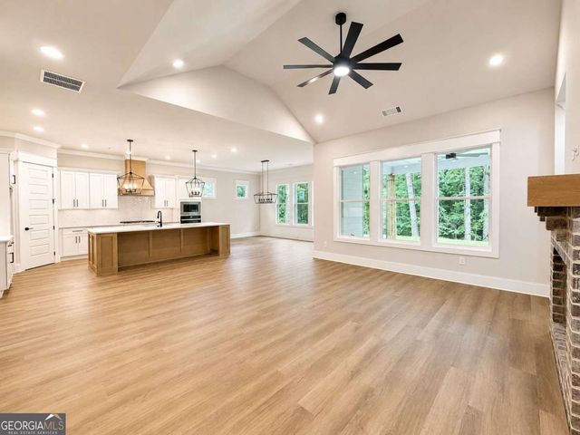 91 LENTEN ROSE Lane, Pendergrass, GA 30567