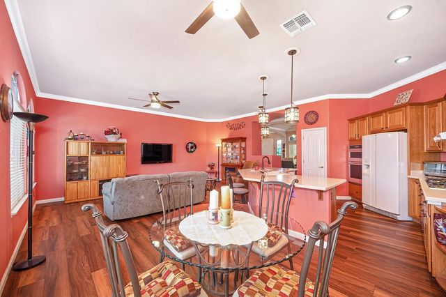 1313 Beckett Dr, Roseville, CA 95747