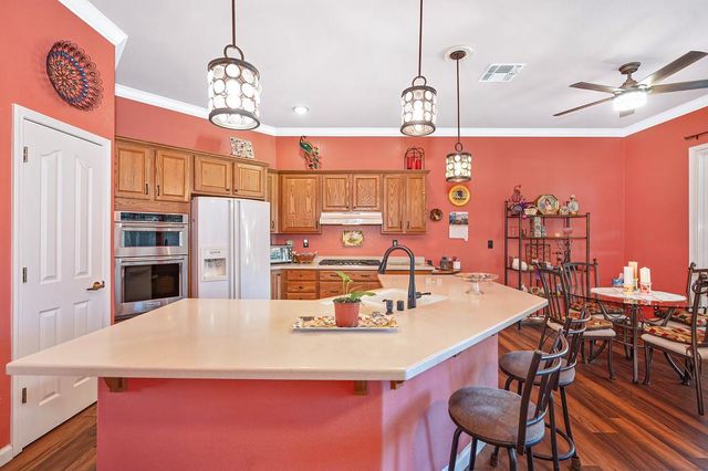 1313 Beckett Dr, Roseville, CA 95747