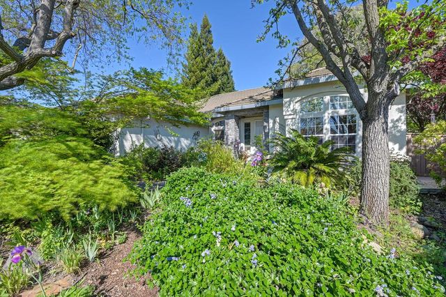 1313 Beckett Dr, Roseville, CA 95747