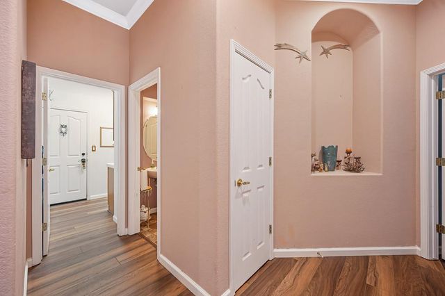 1313 Beckett Dr, Roseville, CA 95747