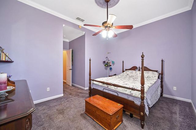 1313 Beckett Dr, Roseville, CA 95747