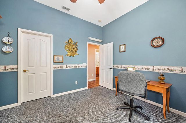 1313 Beckett Dr, Roseville, CA 95747