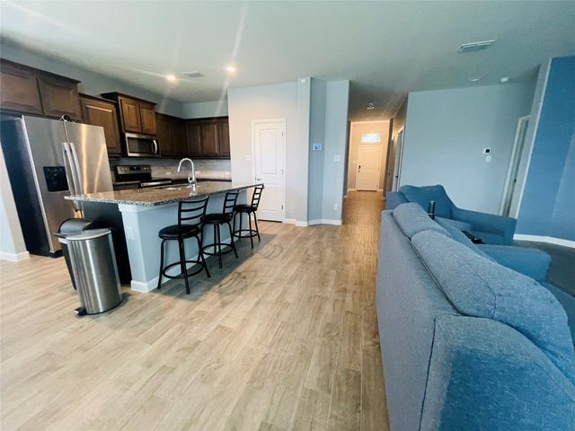 916 Nicole Way, Fort Worth, TX 76028