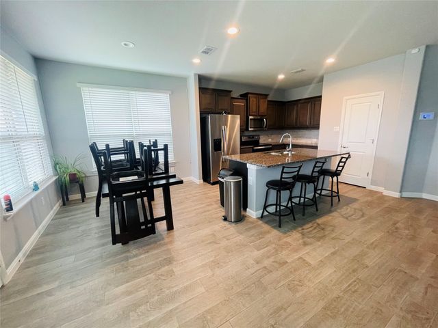 916 Nicole Way, Fort Worth, TX 76028