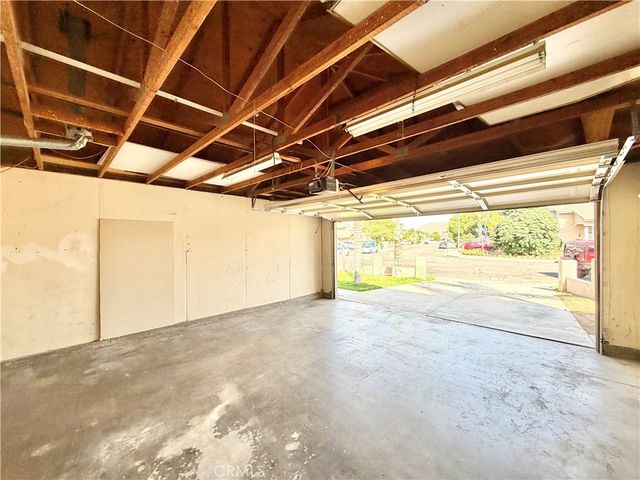 16309 Silverbirch Road, Moreno Valley, CA 92551