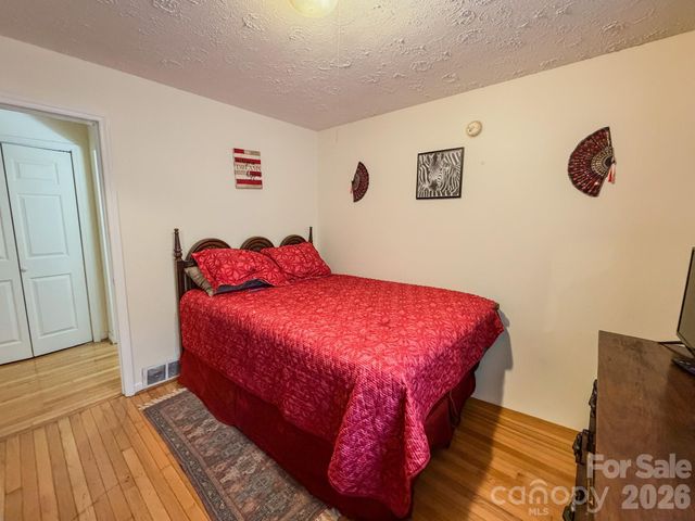 2301 Silver Mill Road, Marshall, NC 28753